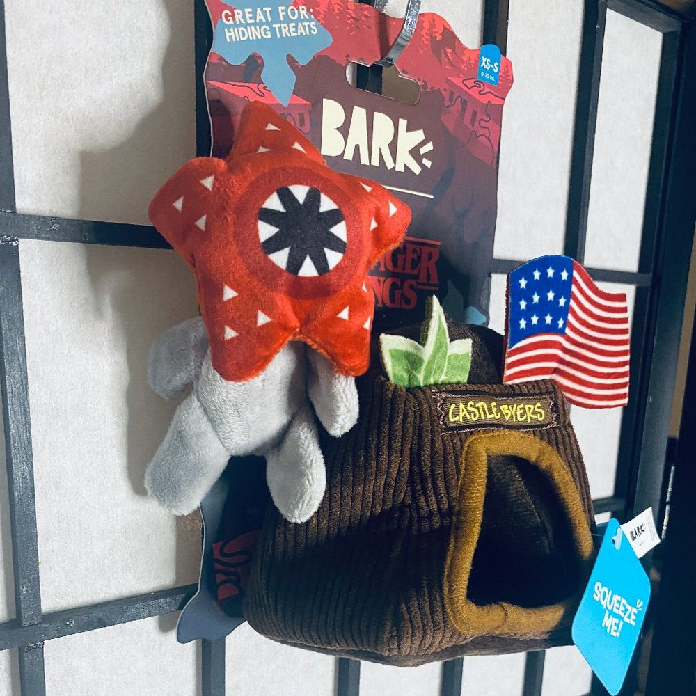 Dog Plush Toy Netflix‎ Stranger Things Castle Byers NEW - Picture 2 of 4